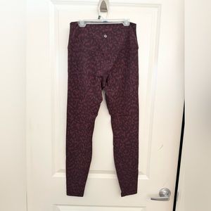 Lululemon Align High Rise 28” leggings size 8